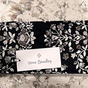 Vera Bradley -  Sunglass Sleeve